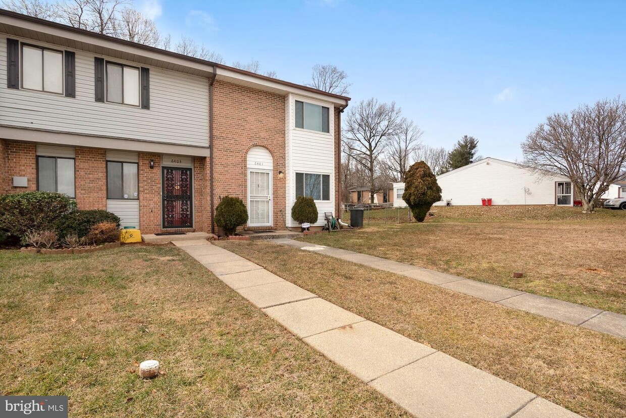 Primary Photo - 6401 Woodgreen Cir