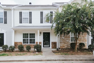 Building Photo - 446 St John Dr