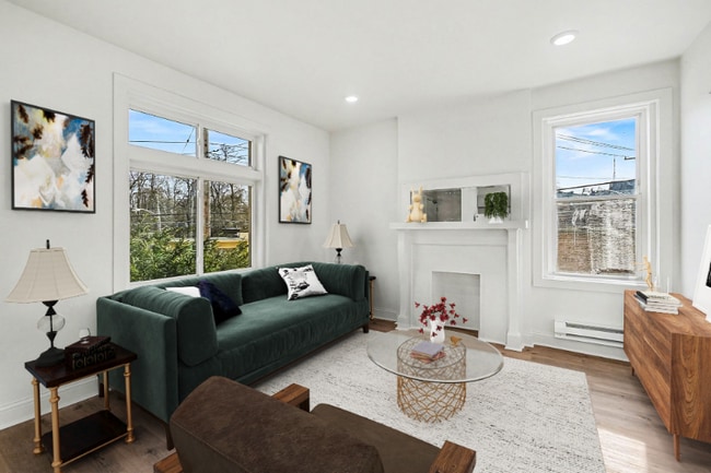 Photo - 3337 Reading Rd Apartment