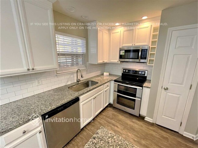 Foto del edificio - 6513 White Pine Ln