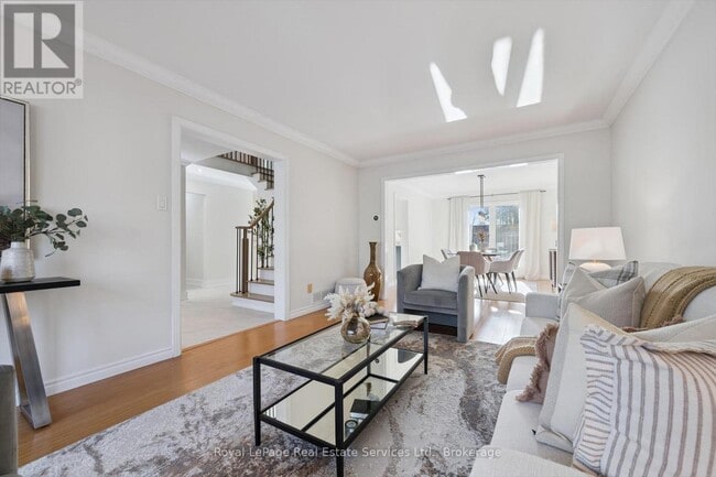 Building Photo - 260 Princess Royal Ct