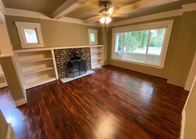 Foto del edificio - 3216 N Stevens St