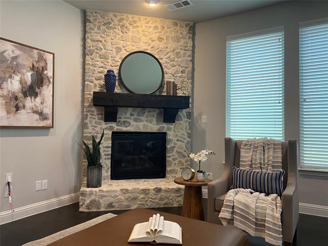 Building Photo - 9932 Haversham Dr