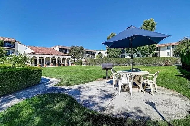 BBQ - 1760 Halford Ave