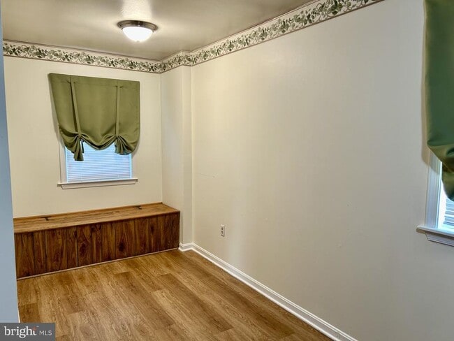 Foto del edificio - 1700 Copley Ct