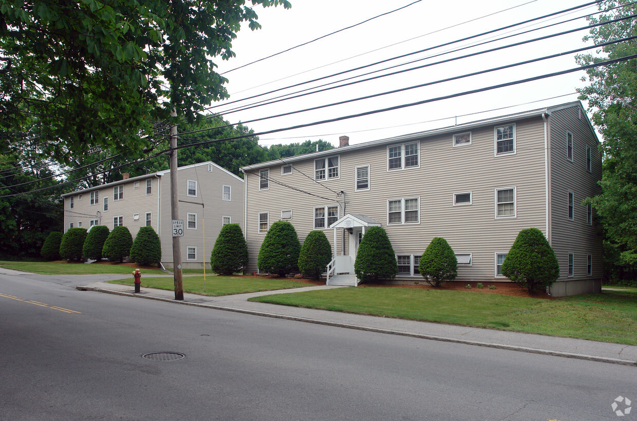 Primary Photo - Merrimac Street Apartments