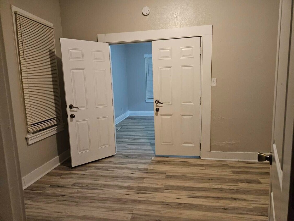 Foto del edificio - Nice 2 bedroom with unfinished basement an...
