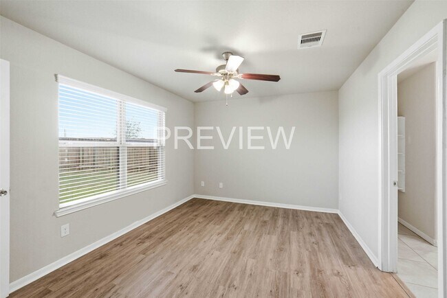 Building Photo - 29614 Nossers Ct