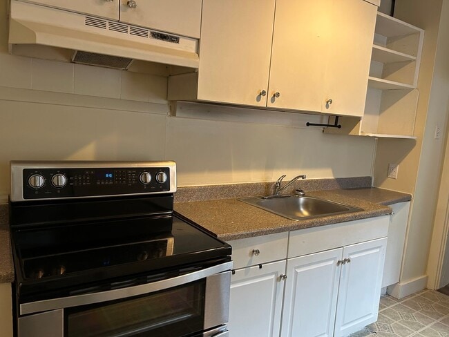 Foto del edificio - 512 W Orange St