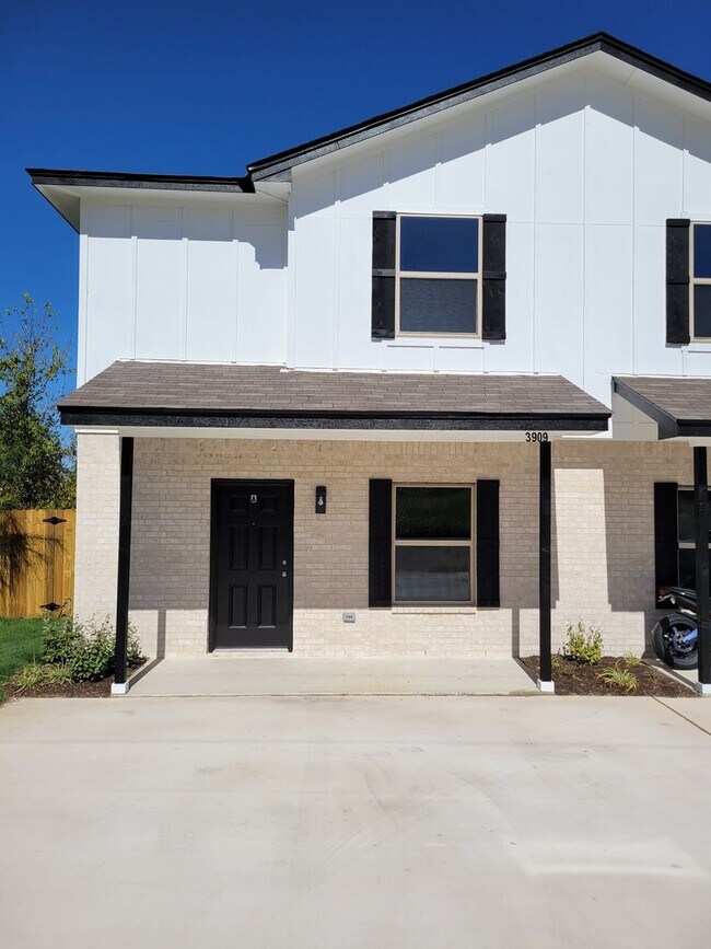 Building Photo - 3909 Turner Ave