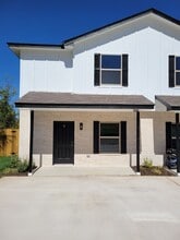 Building Photo - 3909 Turner Ave