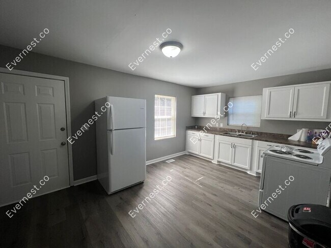 Foto del edificio - 2301 Blackwood Rd