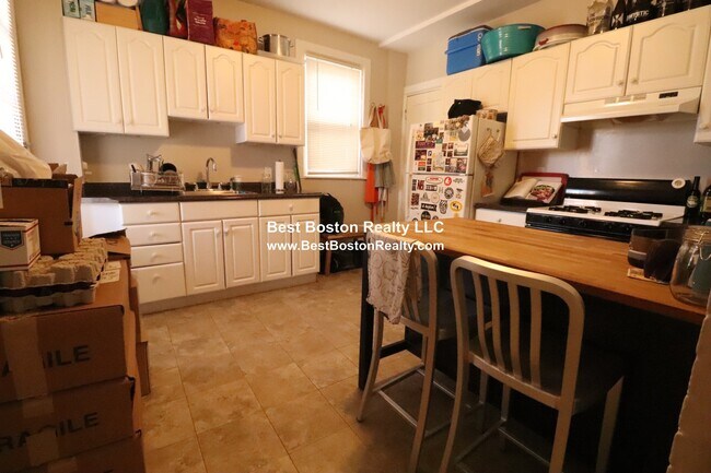 Foto del edificio - 63 Dana St