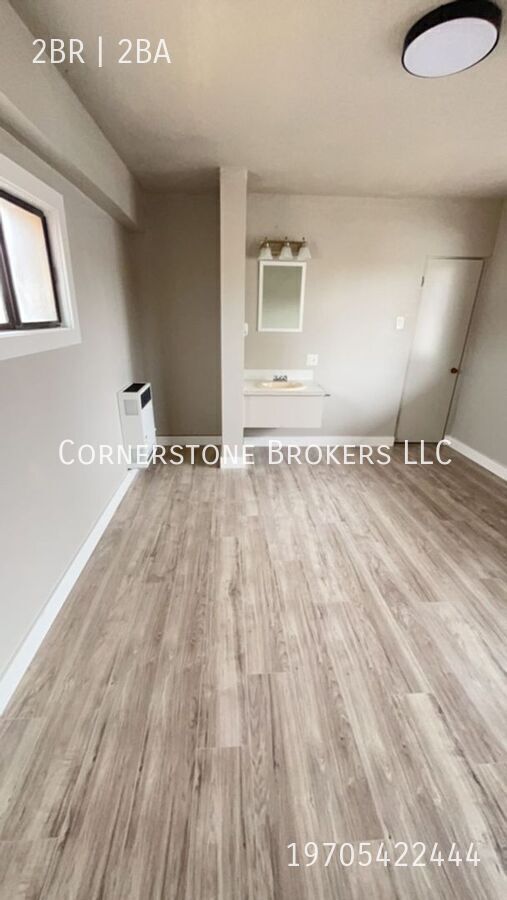 Foto del edificio - 1408 Edison St