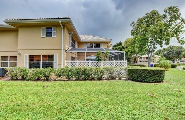 Building Photo - 1940 Hartford Ct