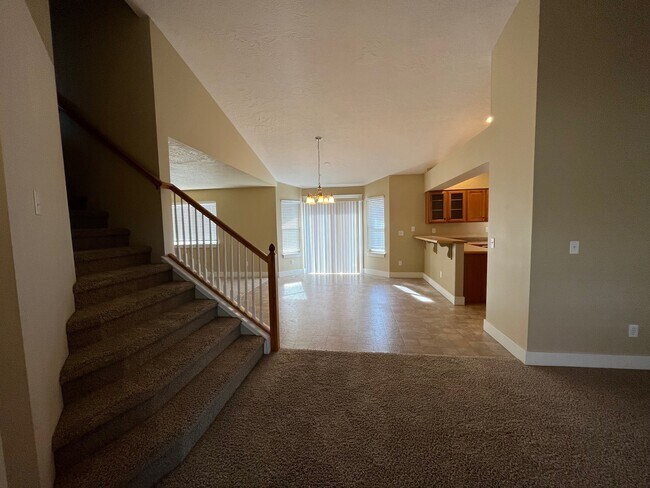 Building Photo - 9563 W Silverbirch St