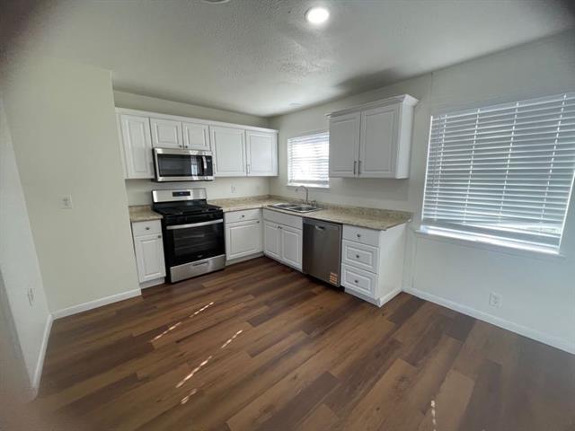 Foto del edificio - 1838 Kent Dr