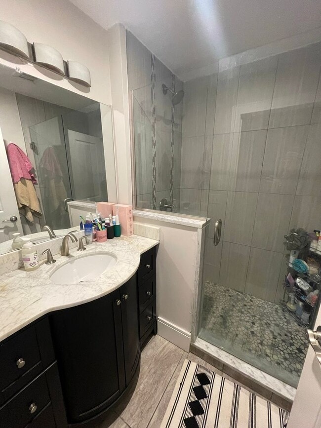 Building Photo - 26 Worthington St