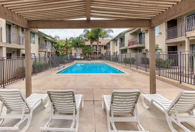 Building Photo - Greenfield Esates - El Cajon