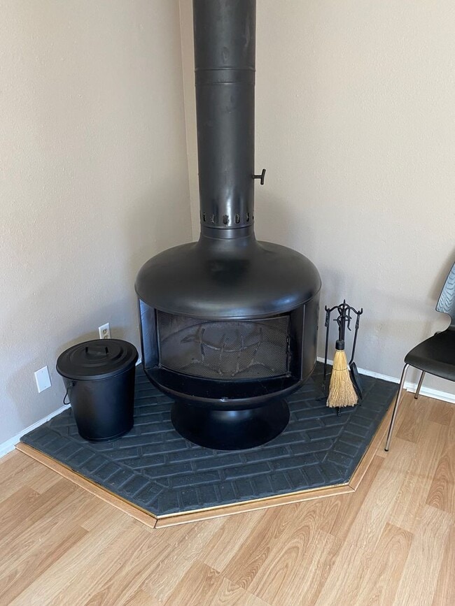 Foto del edificio - Clean Marina Condo (Park Marina)