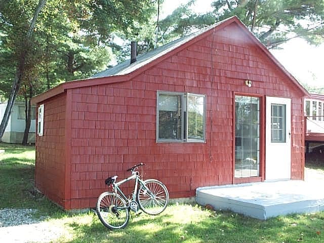 Building Photo - 2267 Putnam Pike