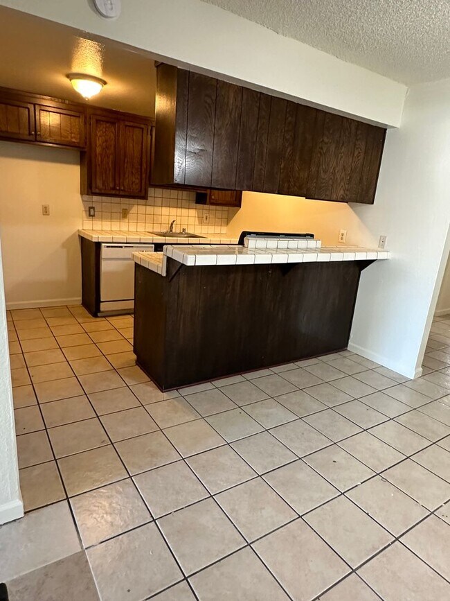 6512 Mauana Way, Citrus Heights, CA 95610 House Rental in Citrus