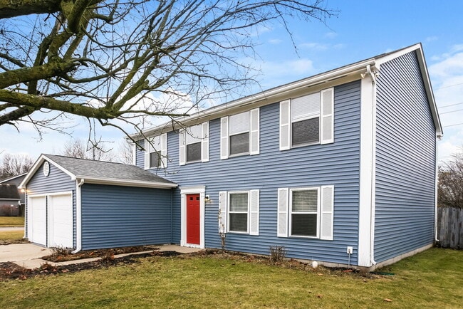 Building Photo - 8332 Castle Ridge Ln