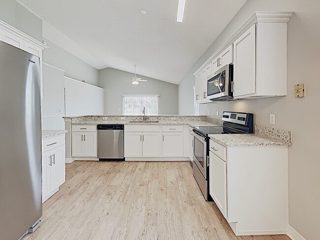 Building Photo - 322 Lexingdale Dr