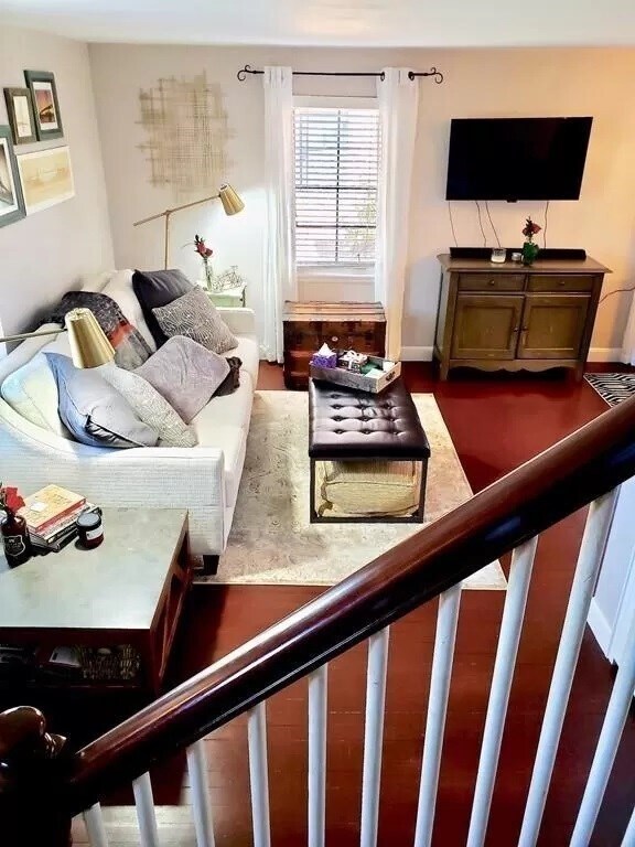 Foto principal - 62 Pierce Rd