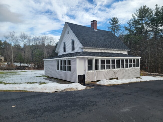 Building Photo - 164 Francestown Rd