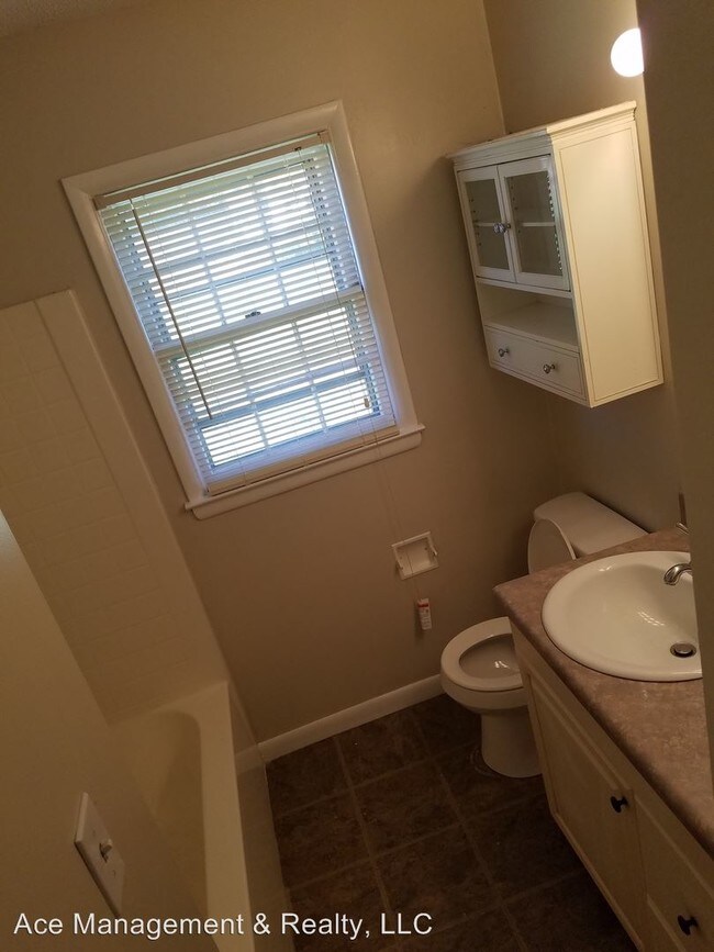 Foto del edificio - 3 br, 2 bath House - 1614 7th Ave SW