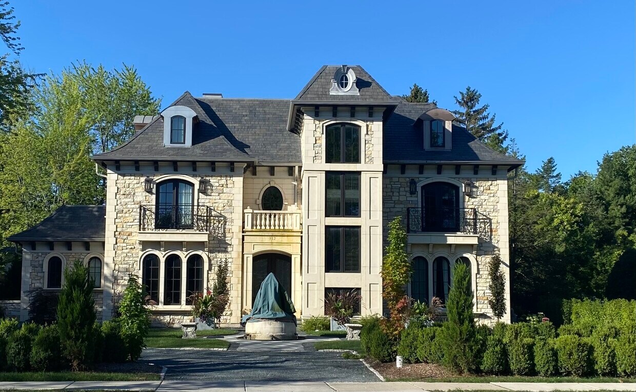 Foto principal - 312 Sheridan Rd