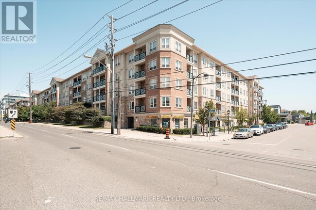 Building Photo - 10 Mendelssohn St