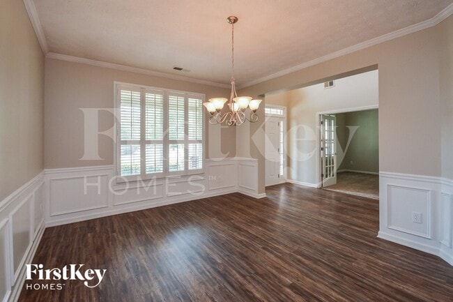 Foto del edificio - 1425 Hollow Springs Ct