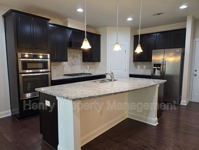 Foto del edificio - 249 Daymire Glen Ln
