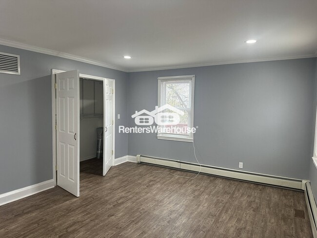 Building Photo - 3026 Lavender Ave