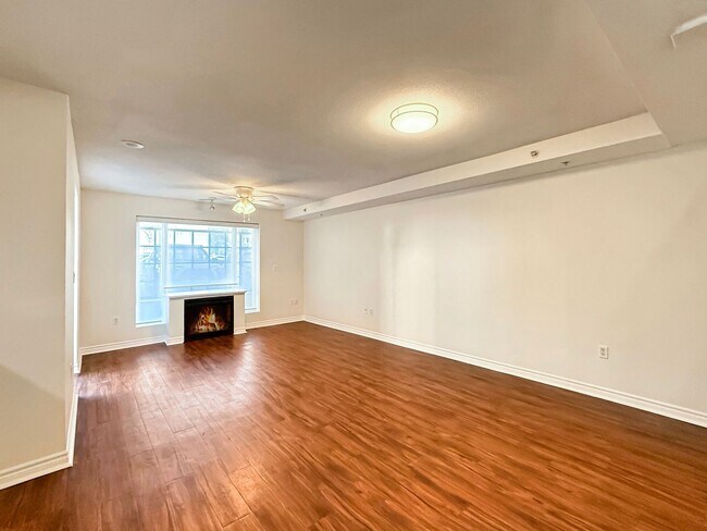 Foto del edificio - Modern 2BR/2.5BA with a Bonus Room Condo i...