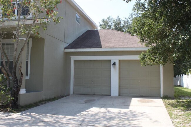 Foto del edificio - 3222 Hopewell Dr