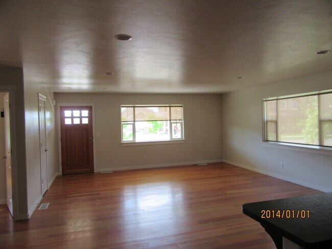 Foto del edificio - River Lakes Home