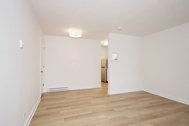 Foto del edificio - 2114 Ivy Rd