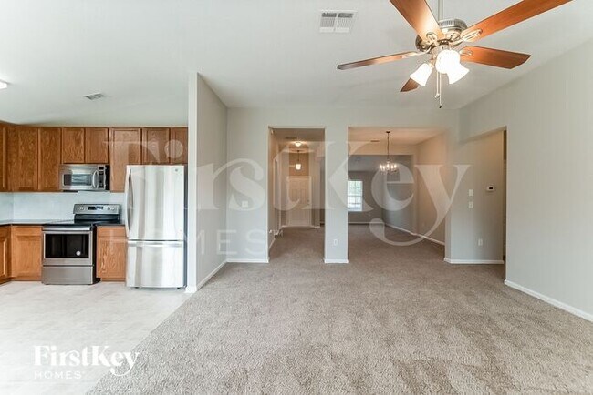 Foto del edificio - 2878 Woodstone Dr