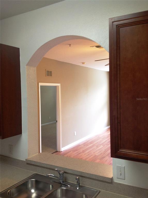 Building Photo - 6100 Stevenson Dr