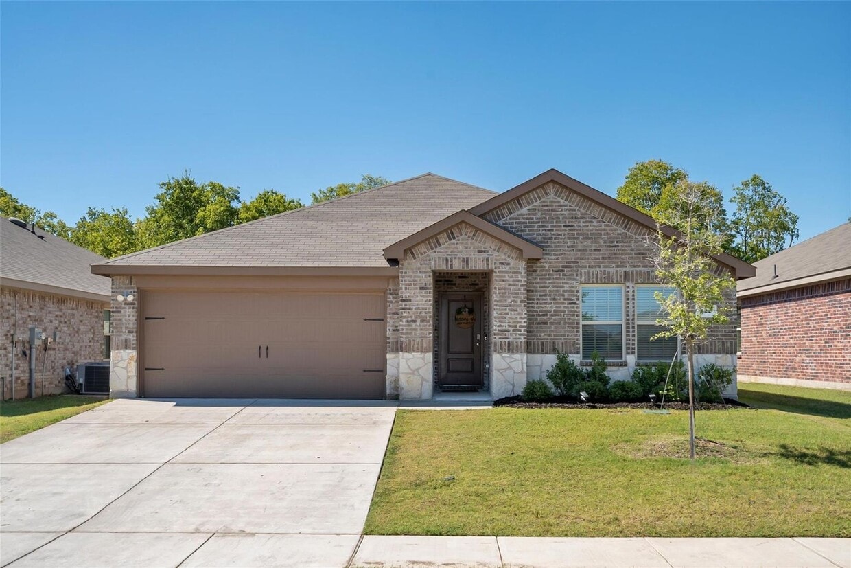 Beautiful home nestled away in the Caddo D... House Rental in Caddo