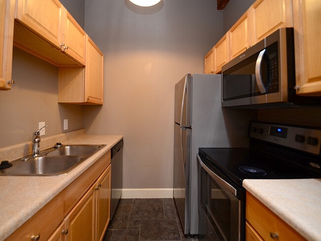 Building Photo - The Riley - 1012 Douglas St