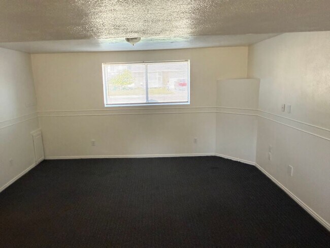Foto del edificio - 927 S 1635 W St