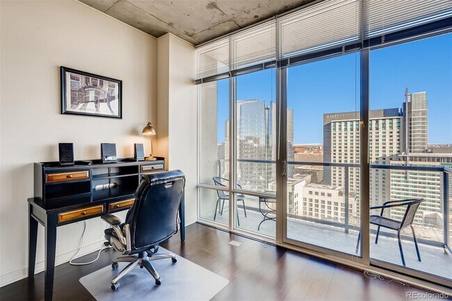 Foto del edificio - 891 14th St