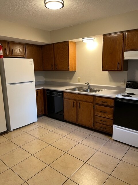 Foto del edificio - 1242 Park Dr