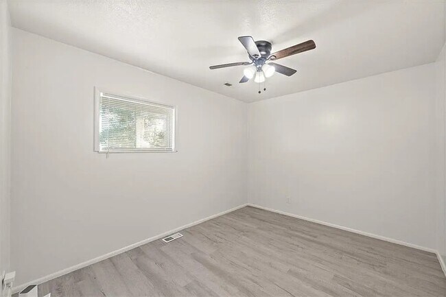 Foto del edificio - 912 Orange St