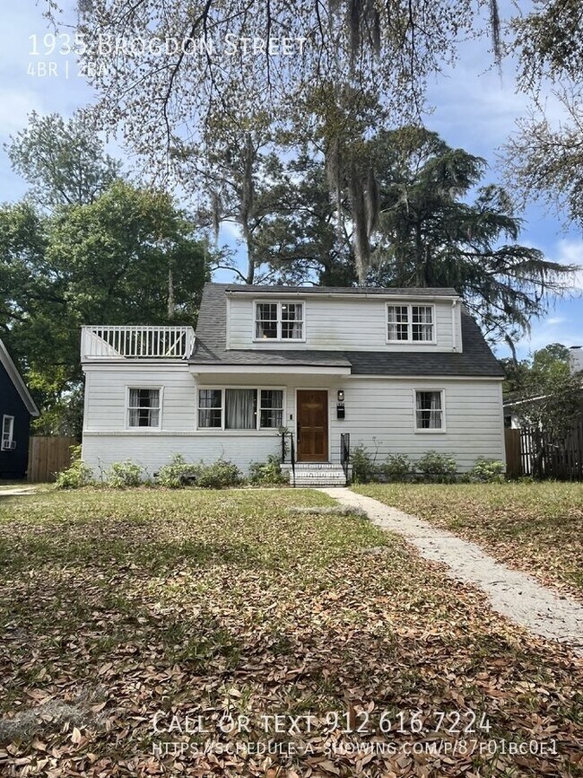 Building Photo - "Charming 4-Bedroom Savannah Home with Qua...