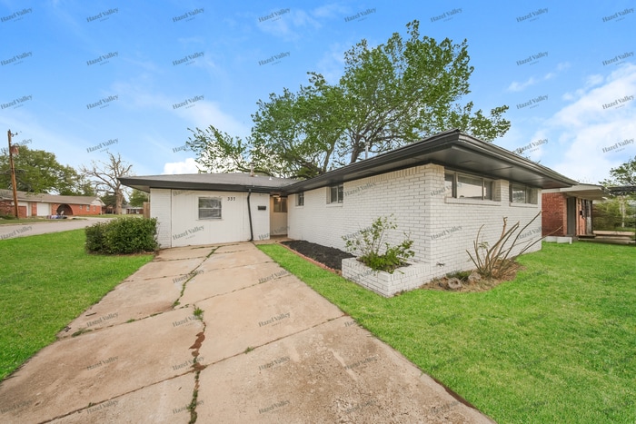 Photo - 337 NW 82nd St (Oklahoma City, OK)